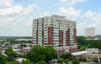 400 W North Street