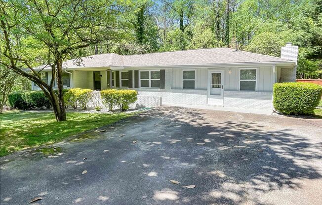 Renovated 3BR Brick Ranch - East Cobb