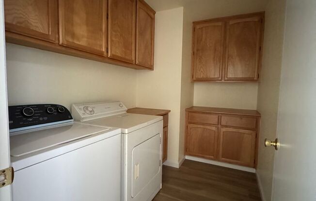 3 beds, 2 baths, $2,300