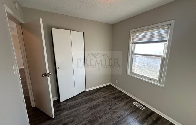 3 beds, 1 bath, $1,375