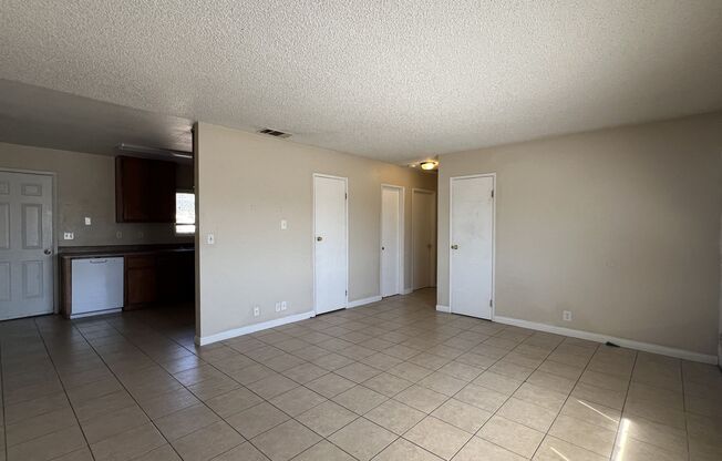 2 beds, 1 bath, $1,770