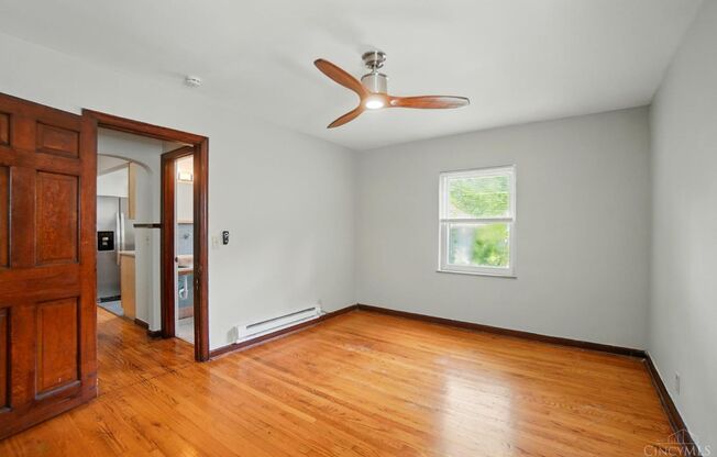 4348 Kirby Ave
