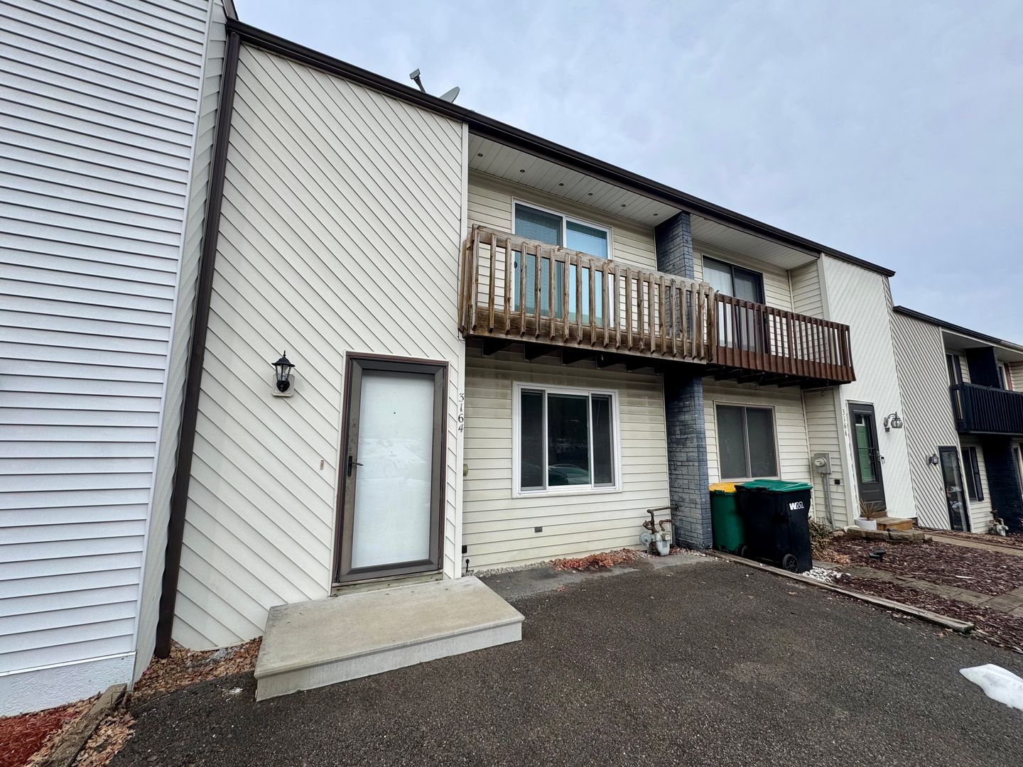 Charming 2 Bed 1.5 Bath in Gibsonia!