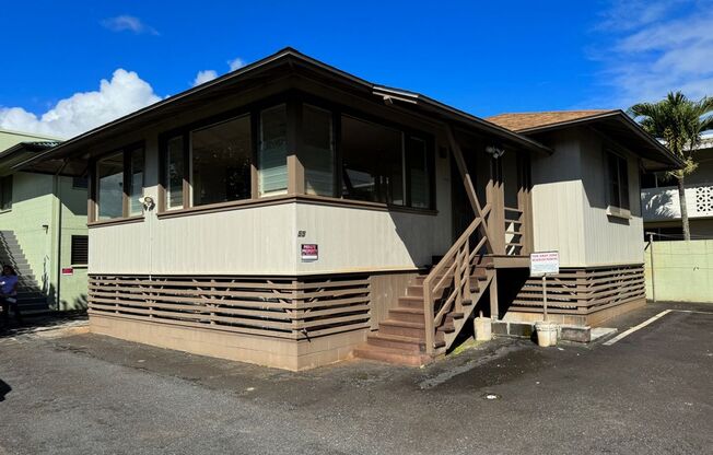 For Rent - 55 Mango St.