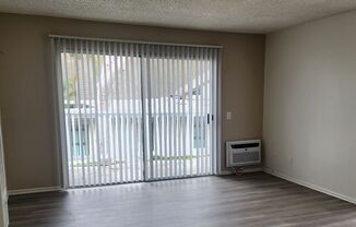 1 bed, 1 bath, 691 sqft, $2,100, Unit 472G