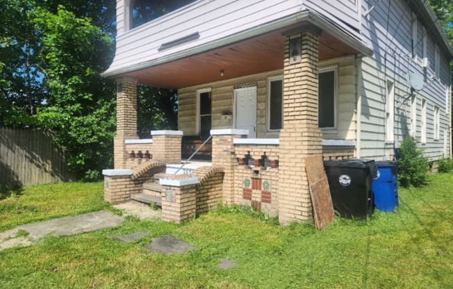 2871 E 111 ST