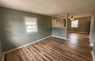 3 beds, 1 bath, $1,250