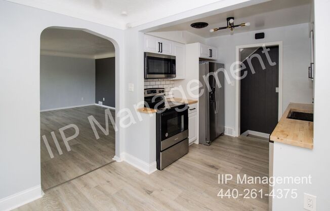 4086 HINSDALE RD