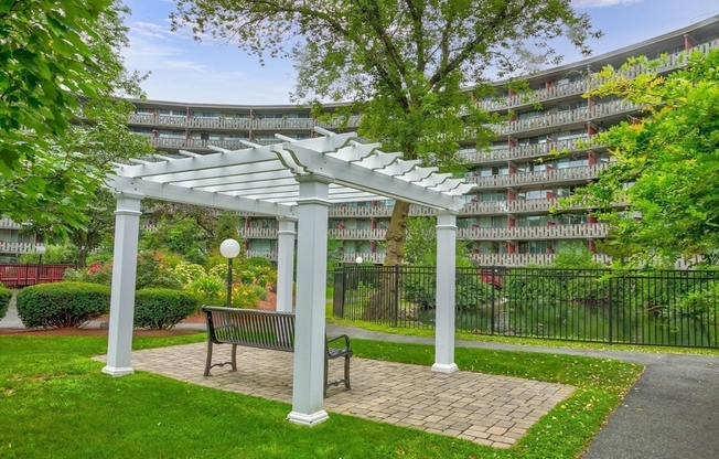 Studio, 1 bath, 388 sqft, $1,750, Unit 306