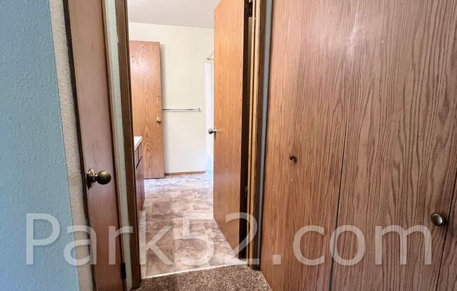 2 beds, 1 bath, $1,495, Unit 7202-#05