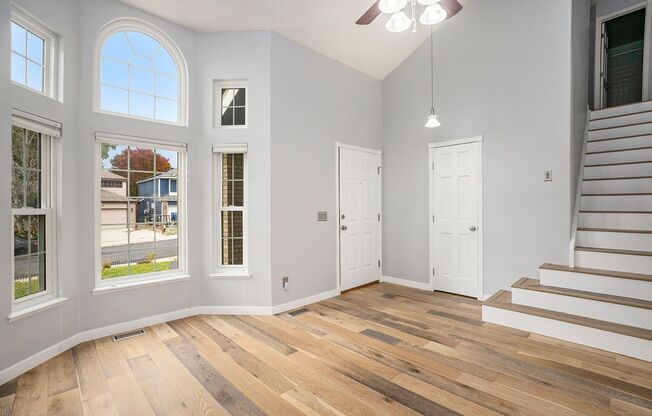 Spacious 4-Bedroom Home in District 20 with Huge Deck & Fenced Yard
