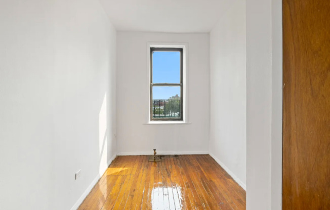 203 17 ST