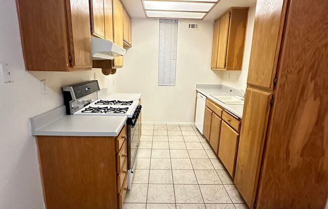 2 beds, 2 baths, $2,000