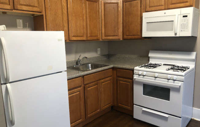 35 E TRYON AVE