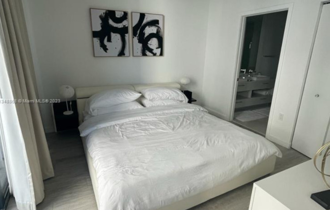 2 beds, 2 baths, $5,600, Unit #4208