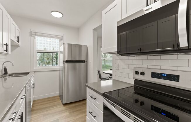 Cambridge Court Apartments