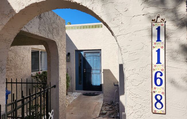 Gorgeous 2 bedroom 2 bath in TAPATIO COVE