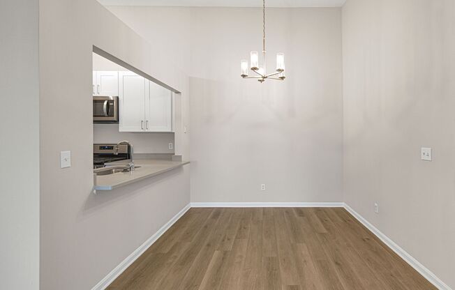 2 beds, 2 baths, 1,067 sqft, $1,590, Unit 14-9241-207