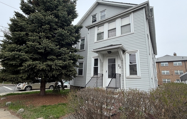 25 BROADWAY UNIVERSITY 3