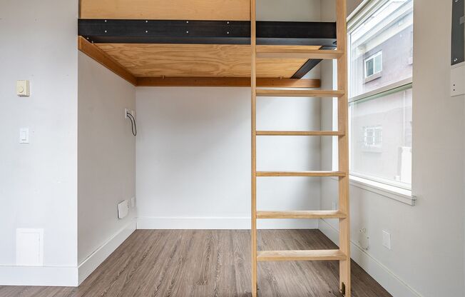 Studio, 1 bath, $799