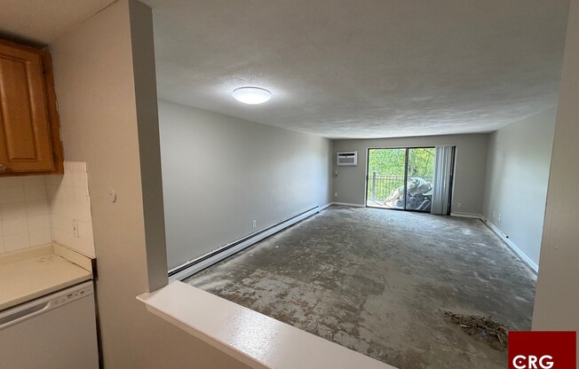 245 248 MAIN ST