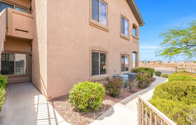 Beautiful ground-floor 2-bedroom, 2-bath condo available for rent in the gated Sunset Cliffs community in Southwest Las Vegas!