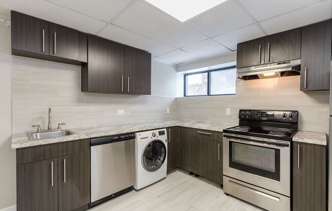 1 bed, 1 bath, $1,549, Unit BB4