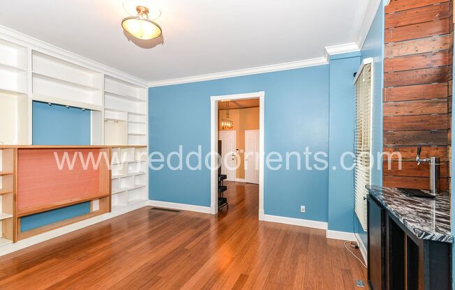 2 beds, 1.5 baths, 1,167 sqft, $1,695, Unit 1332A N College Ave