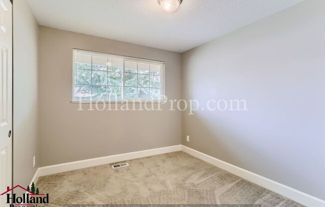 3 beds, 1 bath, $2,495