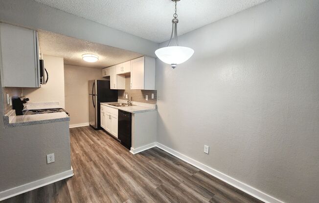 1 bed, 1 bath, 638 sqft, $849