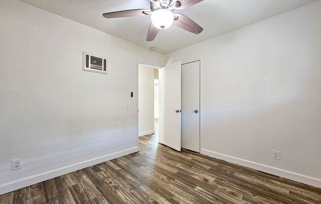 3 beds, 2 baths, $3,025, Unit 59