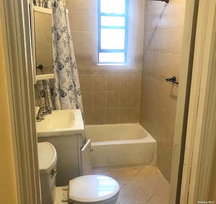 1 bed, 1 bath, $2,150, Unit 2E