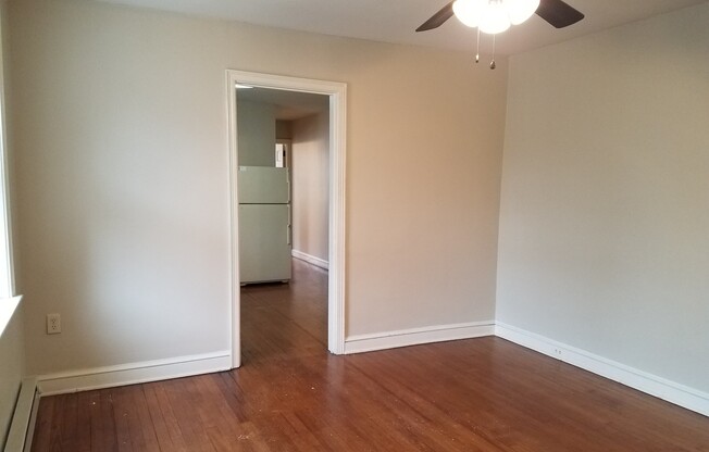 1 bed, 1 bath, $1,025, Unit Apt. #8