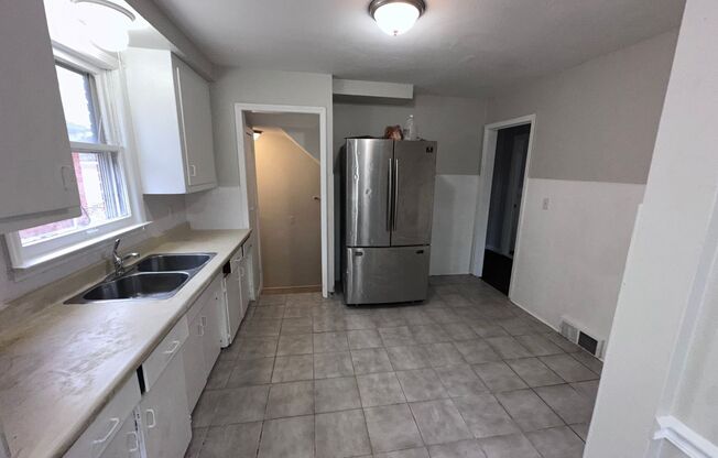 Perfect 3 bed 1 bath for small family!