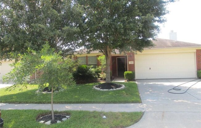 Cute 3 bedroom home in highly desired neighborhood. Close to major freeways, shopping, and schools.