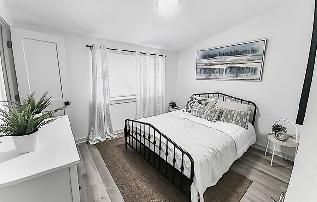 2 beds, 1 bath, 800 sqft, $1,200, Unit 5