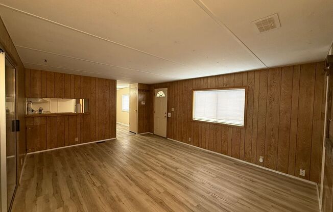 Charming 2 Bed, 2 Bath Home with Water, Sewer and Garbage Paid!