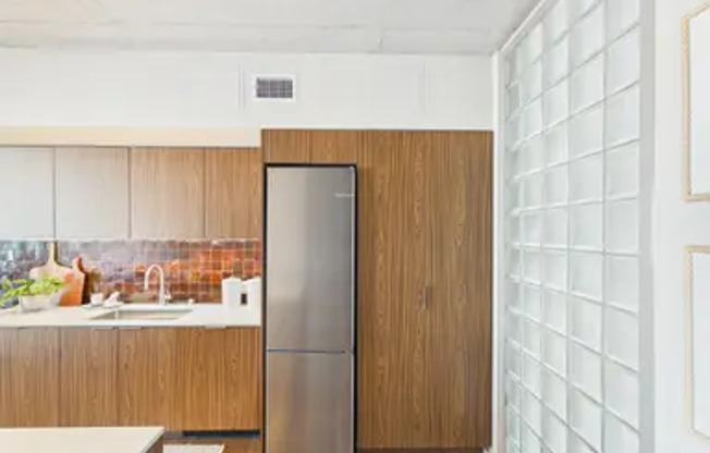 1 bed, 1 bath, 668 sqft, $3,195, Unit 505