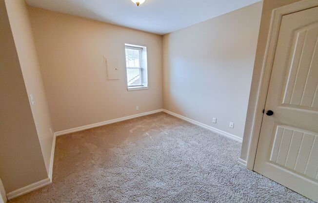 1 bed, 1 bath, 650 sqft, $1,050, Unit 601 - Unit 203 A700