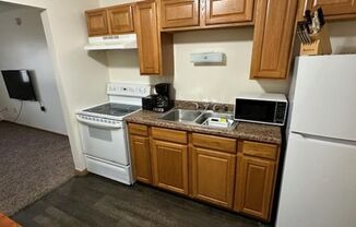 1 bed, 1 bath, $950, Unit 615-7