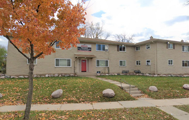 5474 N. 83rd St.