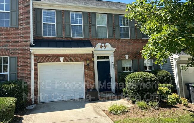 6033 QUEENS WALK CT