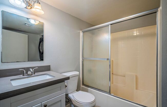 Walking Distance to ASU!
