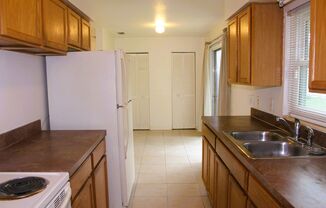 3 beds, 2 baths, $1,800