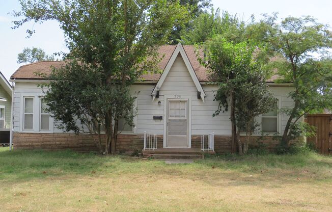 706 NW Euclid | Old Town Lawton Charm