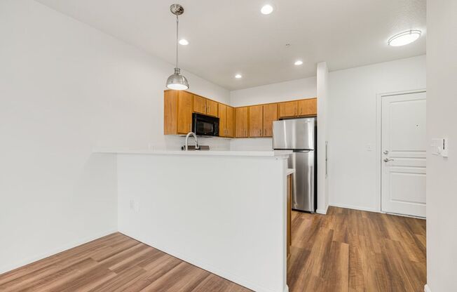 1 bed, 1 bath, 662 sqft, $1,425, Unit 419