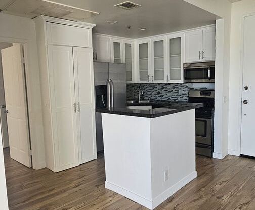 2 beds, 2 baths, 1,150 sqft, $3,295, Unit 406