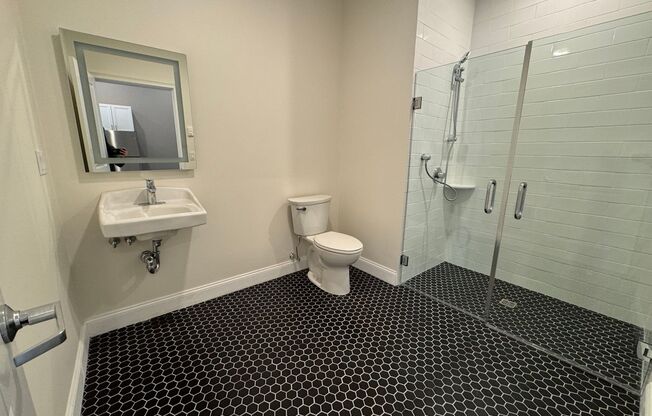 Studio, 1 bath, 441 sqft, $1,900, Unit 102