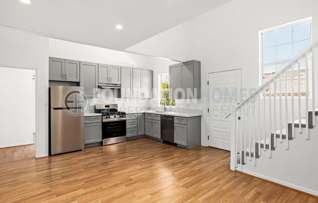 Bright & Modern 3BD in Gerstle Park - FOUNDATION