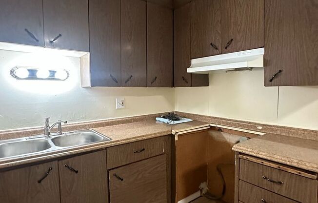 21600 Westpark Street Apartments